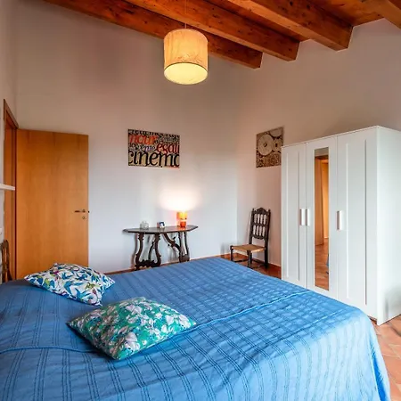 Holiday home Casale Le Maschere *