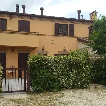 Casale Le Maschere * Numana